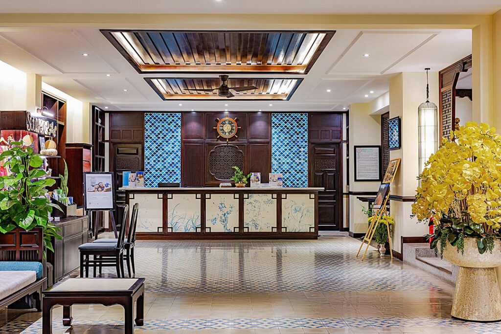 wyndham-garden-hoi-an-reception